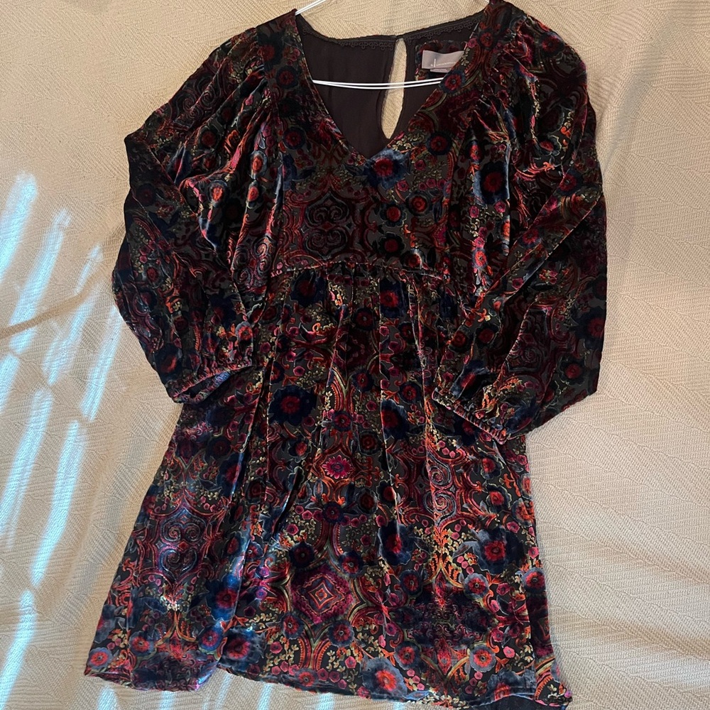 Mona Burnout Velvet Mini Dress - Picture 4 of 16